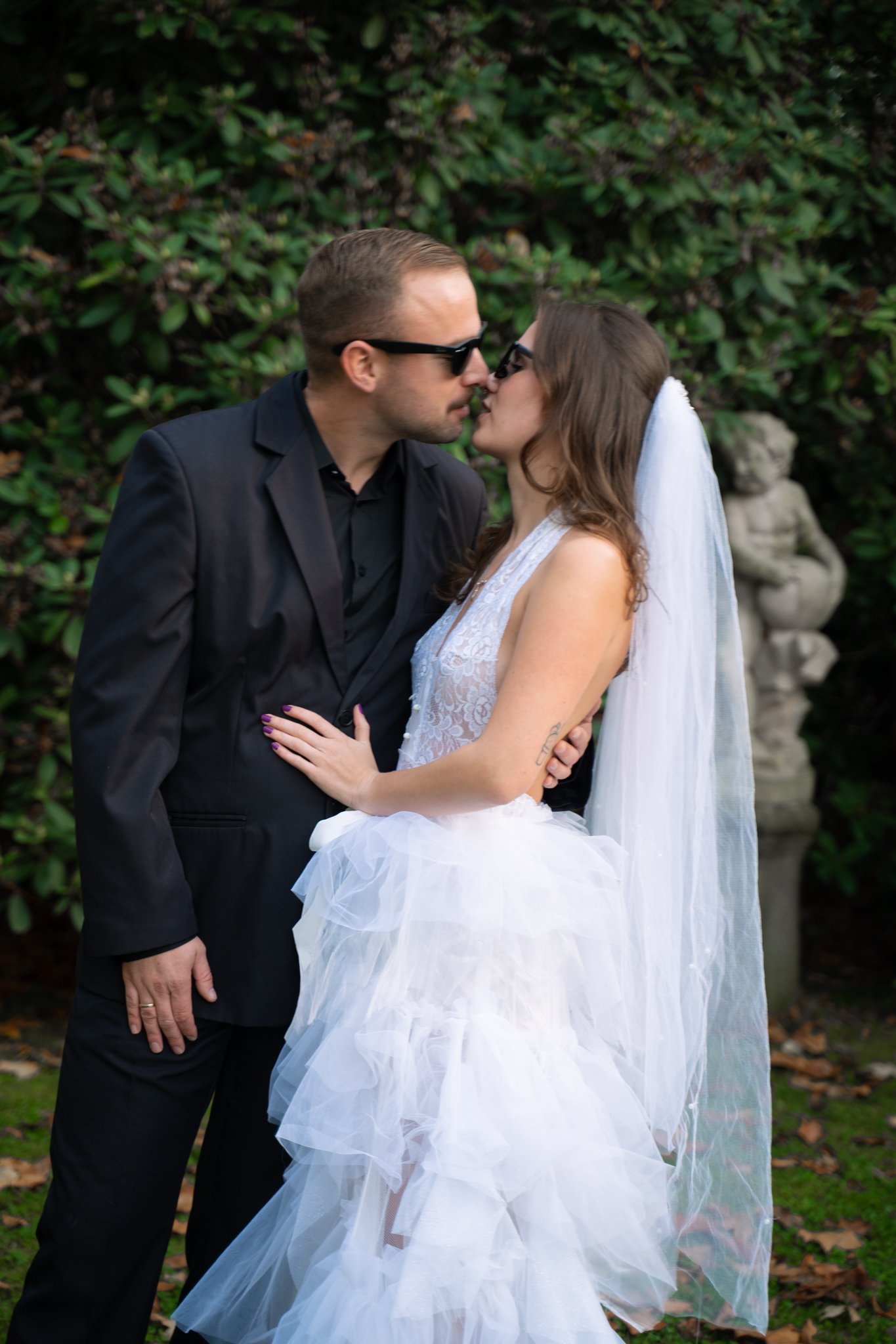 Clara and nick kissing, Clara touching Nicks Suit